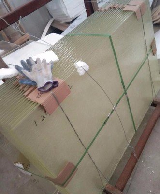 深圳铅玻璃观察窗的高度设计